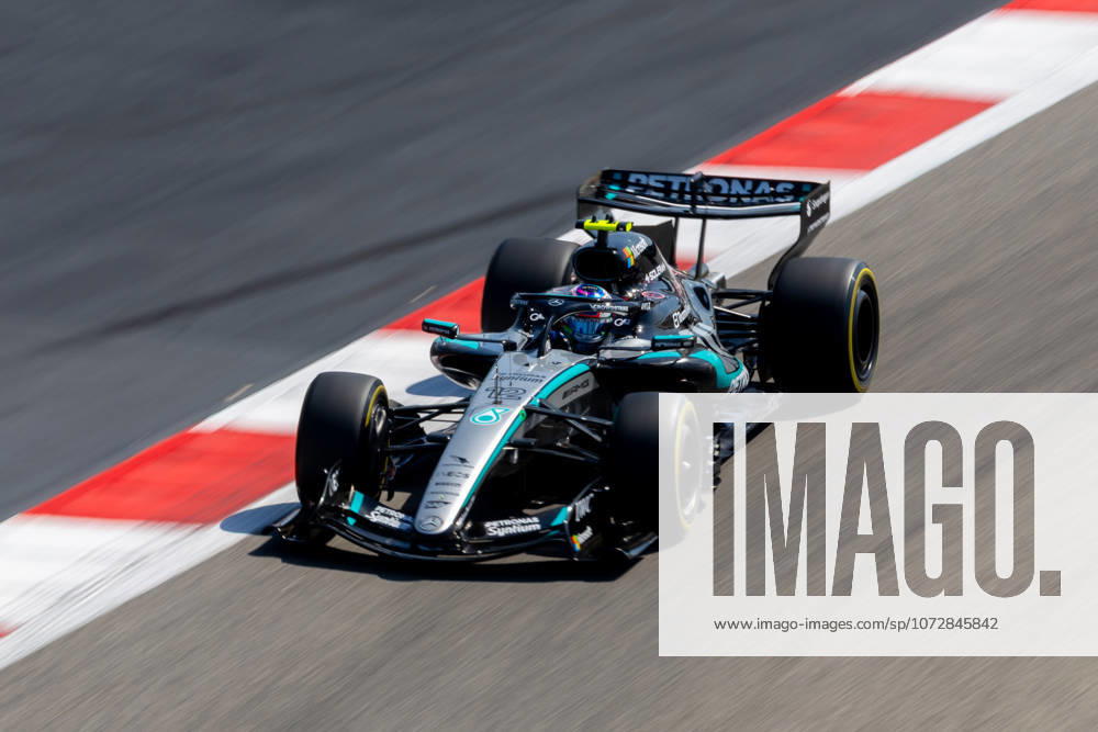 Kimi Antonelli Mercedes AMG Petronas Formula One Team, Italy, 12 in W17, BAH, Formula 1 World Championship, Pre Season Test 2, Bahrain International Circuit, Test Day 1, 2026 season, 18 02 2026 BAH, Formula 1 World Championship, Pre Season Test 2, Bahrain International Circuit, Test Day 1, 2026 season, 18 02 2026 Sakhir