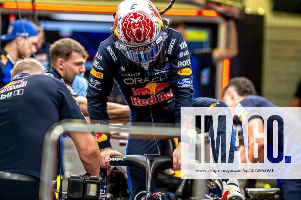 SAKHIR, BAHRAIN: Max Verstappen, racing for the Red Bull Racing team during the 2026 Formula 1 Winter Testing at the Bahrain International Circuit in Sakhir, Bahrain