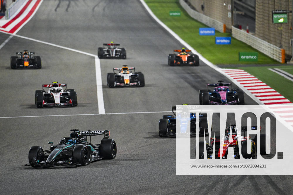 F1 - PRE-SEASON TESTING 2026 - BAHRAIN 2 Practice start, 63 RUSSELL George (gbr), Mercedes AMG F1 Team W17, 16 LECLERC Charles (mco), Scuderia Ferrari SF-26, action during the Formula 1 Aramco pre-season testing 2026 of the 2026 FIA Formula One World Championship, WM, Weltmeisterschaft from February 18 to 20, 2026 on the Bahrain International Circuit, in Sakhir, Bahrain - SakhirBahrain