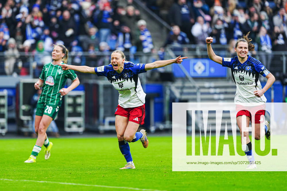 Goal celebration after scoring 1 0 from penalty kick Sophie Hildebrand Hamburger SV, 22 GER, Hamburger SV vs SV Werder Bremen, Women, Football, 1 Bundesliga, Matchday 19, Season 2025 2026, 21 02 2026 GER, Hamburger SV vs SV Werder Bremen, Women, Football, 1 Bundesliga, Matchday 19, Season 2025 2026, 21 02 2026 Hamburg