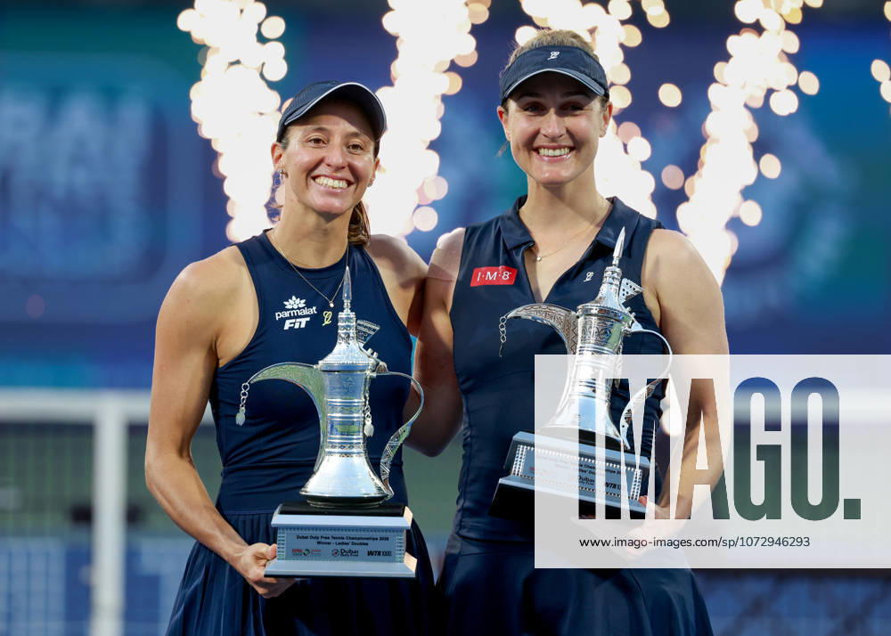 Winners Gabriela Dabrowski and Luisa Stefani with trophy, Trophae, Ladies Doubles, Women s Doubles, Award Ceremony, Presentation Dubai Duty Free Tennis Championships, Dubai, U A E