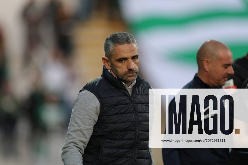 Rui Borges Coach of Sporting CP during the Liga Portugal game between Moreirense FC and Sporting CP at Esto¡dio Comendador Joaquim de Almeida Freitas, Guimaraes, Braga, Portugal, on February 21, 2026. Guimaraes Portugal - ZUMAe141 20260221_zsp_e141_032