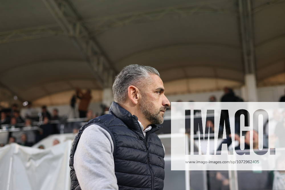 Rui Borges Coach of Sporting CP during the Liga Portugal game between Moreirense FC and Sporting CP at Esto¡dio Comendador Joaquim de Almeida Freitas, Guimaraes, Braga, Portugal, on February 21, 2026. Guimaraes Portugal - ZUMAe141 20260221_zsp_e141_056