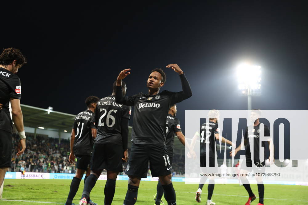 Geny Catamo of Sporting CP celebrates goal during the Liga Portugal game between Moreirense FC and Sporting CP at Esto¡dio Comendador Joaquim de Almeida Freitas, Guimaraes, Braga, Portugal, on February 21, 2026. Guimaraes Portugal - ZUMAe141 20260221_zsp_e141_107