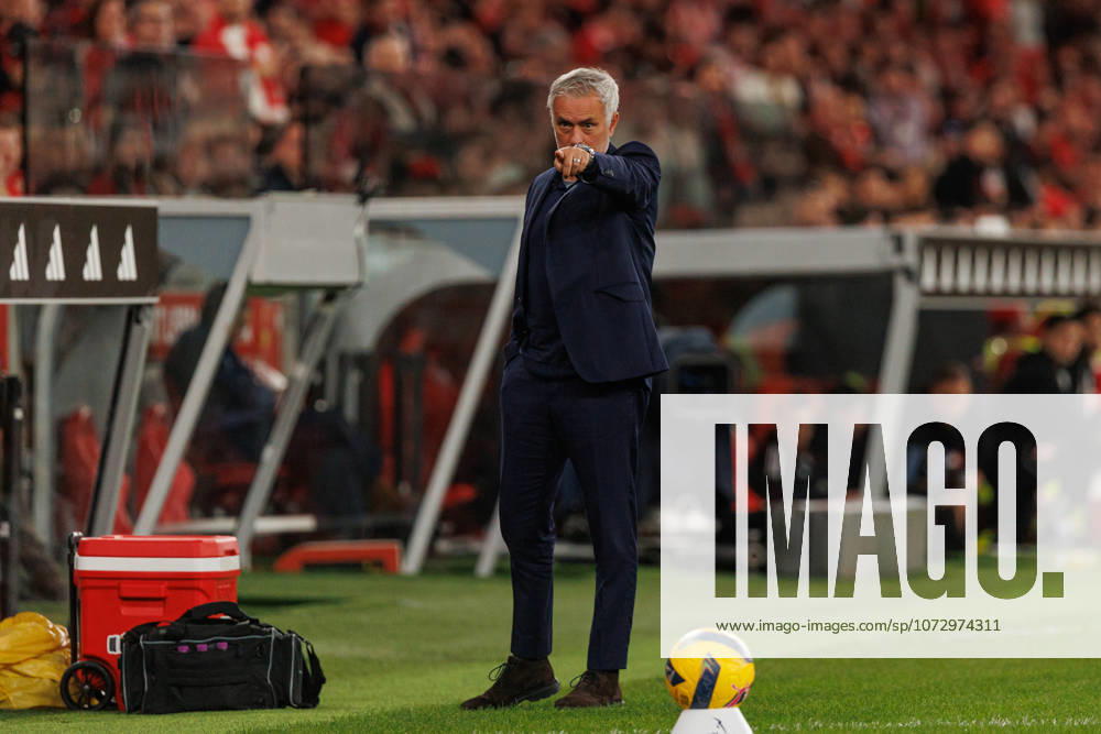 Jose Mourinho seen during Liga Portugal game between SL Benfica and AFS Aves (Luis Loureiro Ball Raw Images) Lisbon Estadio da Luz Portugal