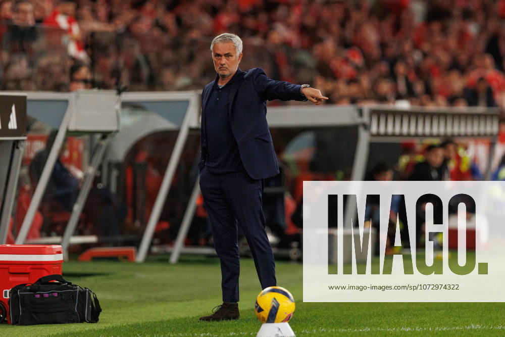 Jose Mourinho seen during Liga Portugal game between SL Benfica and AFS Aves (Luis Loureiro Ball Raw Images) Lisbon Estadio da Luz Portugal