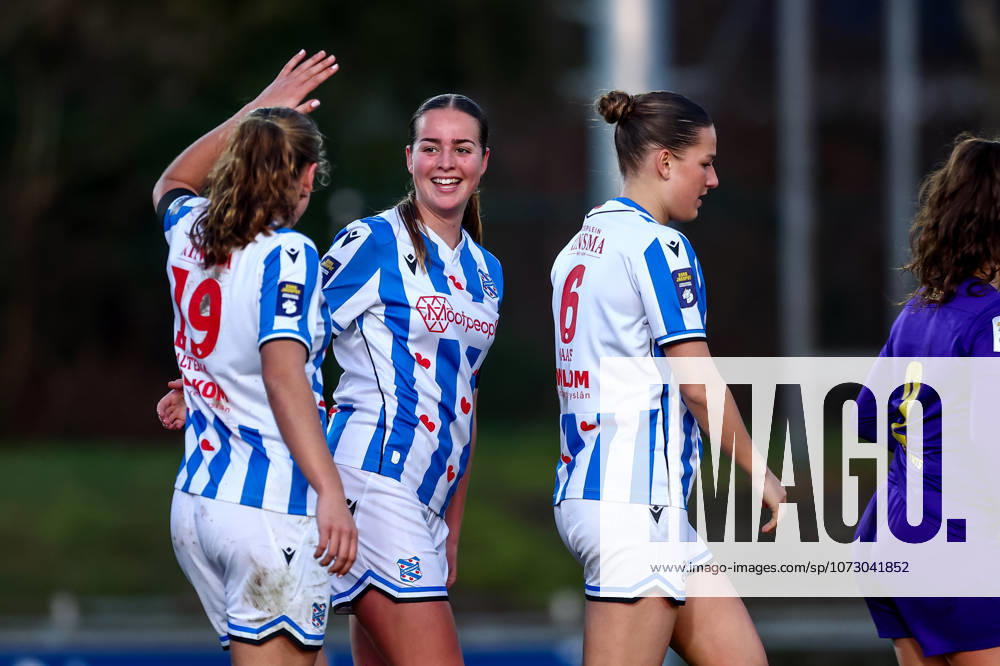 2026-02-22 sc Heerenveen v NAC Breda - Dutch Eurojackpot Vrouwen Eredivisie HEERENVEEN, NETHERLANDS - FEBRUARY 22: Bente Vermeer of sc Heerenveen celebrates after scoring her sides second goal during the Dutch Eurojackpot Vrouwen Eredivisie match between sc Heerenveen and NAC Breda at Sportpark Skoatterw+?ld on February 22, 2026 in Heerenveen, Netherlands. Heerenveen Sportpark Skoatterwâld Netherlands Content not available for redistribution in The Netherlands directly or indirectly through any third parties.
