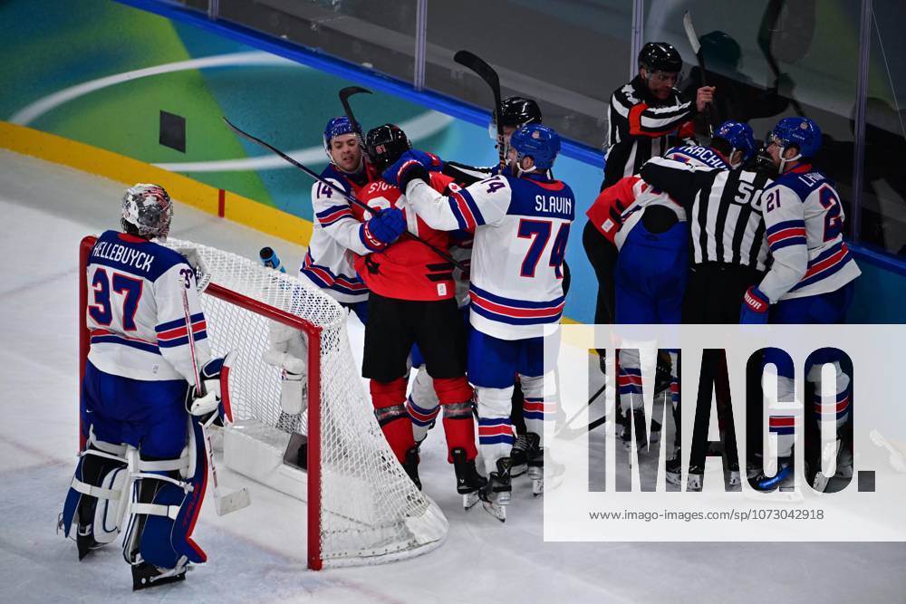 HOCKEY SUR GLACE JO MILAN CORTINA 2026 2026 CANADA ETATS UNIS 1 2 ap SANTAGIULIA ICE HOCKEY ARENA MILAN ITALIE 22 02 2026 PAPON BERNARD 2e tiers temps MILAN SANTAGIULIA ICE HOCKEY ARENA Italie GermanyxJapanxUKxFrancexBelgiumxOUT