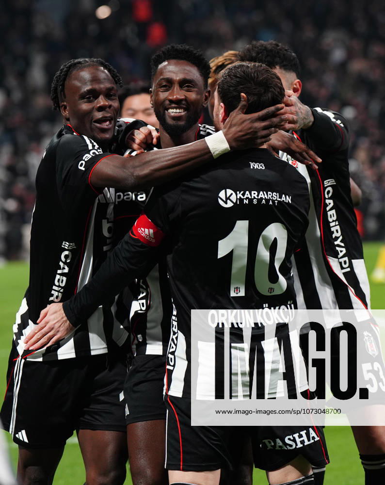 Wilfred Ndidi (4) of Besiktas celebrates after scoring the first goal of his team with Orkun Kokcu (10) , Junior Olaitan (15) and Emirhan Topcu (R) during the Trendyol Turkish Süper League match between Besiktas JK and Göztepe SK at Tupras Stadium on February 22, 2026 in Istanbul, Turkey. (Photo by Seskimphoto ) Besiktas v Goztepe - Turkish Super League