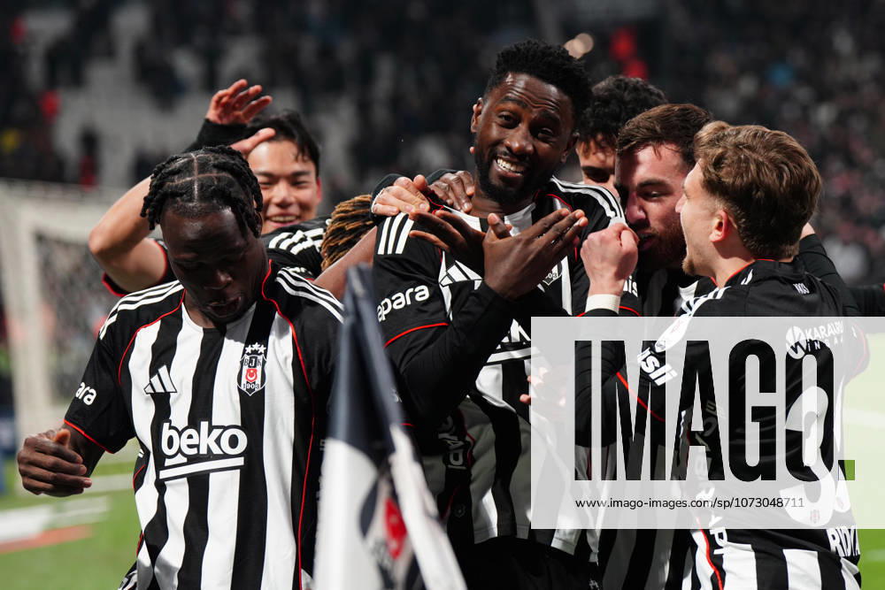 Wilfred Ndidi (4) of Besiktas celebrates after scoring the first goal of his team with Orkun Kokcu (10) , Junior Olaitan (15) and Emirhan Topcu (R) during the Trendyol Turkish Süper League match between Besiktas JK and Göztepe SK at Tupras Stadium on February 22, 2026 in Istanbul, Turkey. (Photo by Seskimphoto ) Besiktas v Goztepe - Turkish Super League