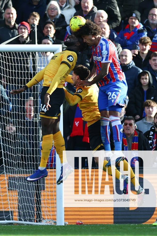 Chris Richards of Crystal Palace clashes heads with Tolu Arokodare of Wolverhampton Wanderers Crystal Palace v Wolverhampton Wanderers, Premier League, Football, Selhurst Park, London, UK - 22 Feb 2026London Selhurst Park United Kingdom