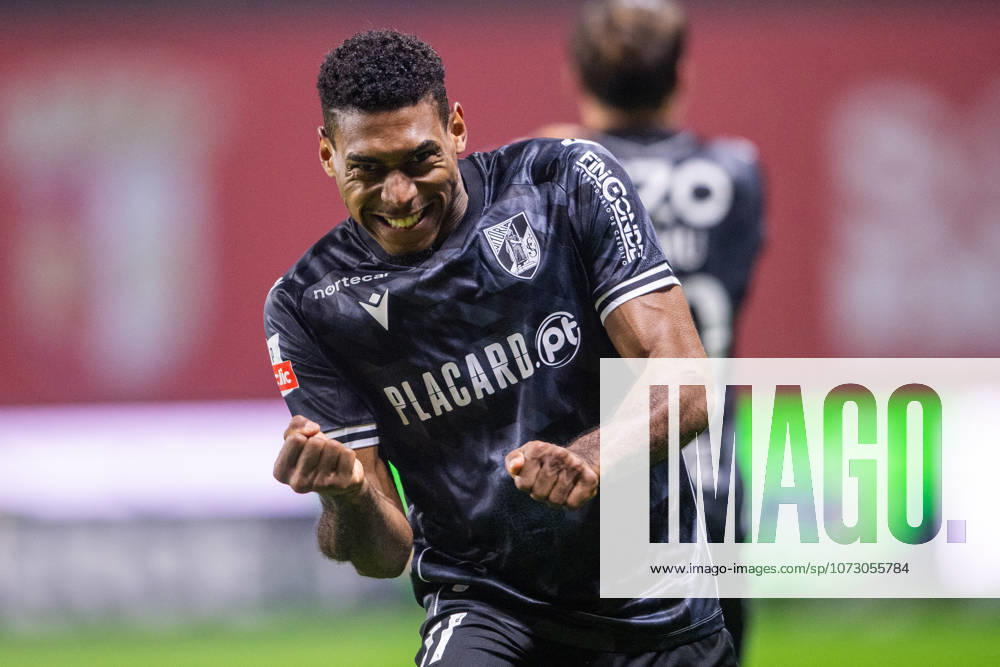 BRAGA, PORTUGAL - FEBRUARY 21: GUSTAVO SILVA from Vitoria SC is seen celebrating his goal during the Liga Portugal Betclic 2025 26 League match between SC Braga and Vitoria SC, at Estadio Municipal de Braga on February 21, 2026 in Braga, Portugal Braga Portugal - ZUMAl192 20260221_zsp_l192_031