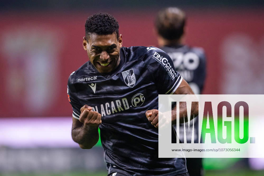 BRAGA, PORTUGAL - FEBRUARY 21: GUSTAVO SILVA from Vitoria SC is seen celebrating his goal during the Liga Portugal Betclic 2025 26 League match between SC Braga and Vitoria SC, at Estadio Municipal de Braga on February 21, 2026 in Braga, Portugal Braga Portugal - ZUMAl192 20260221_zsp_l192_048