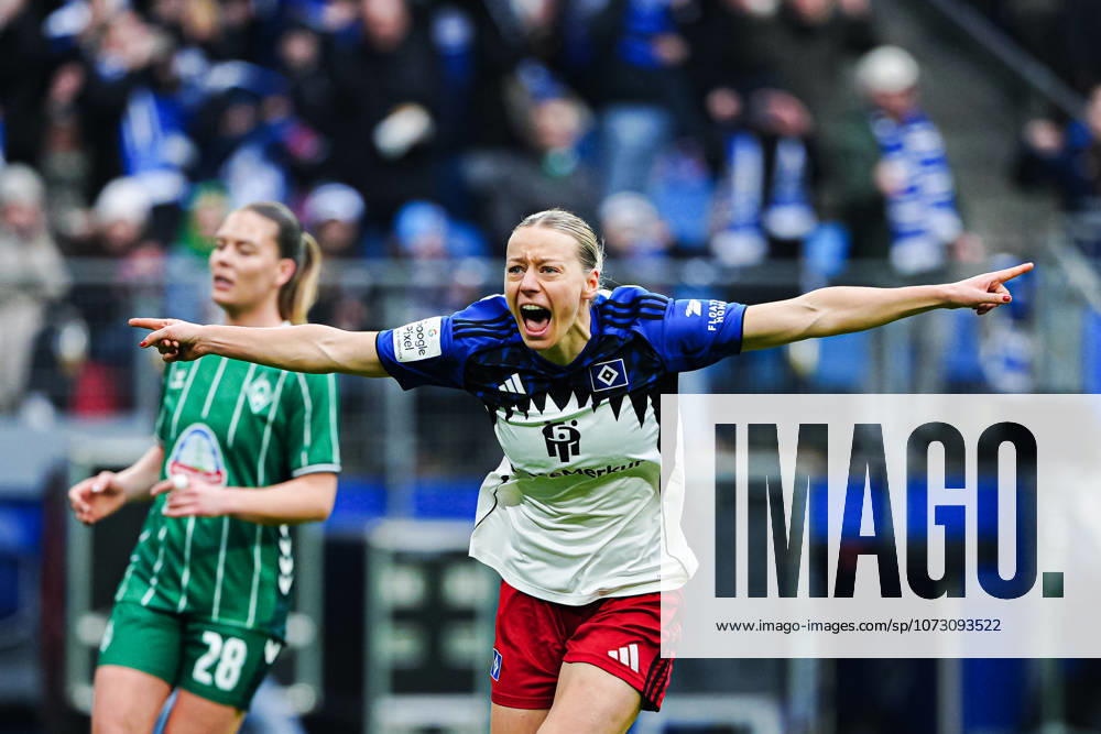 Goal celebration after scoring 1 0 from penalty kick Sophie Hildebrand Hamburger SV, 22 GER, Hamburger SV vs SV Werder Bremen, Women, Football, 1 Bundesliga, Matchday 19, Season 2025 2026, 21 02 2026 GER, Hamburger SV vs SV Werder Bremen, Women, Football, 1 Bundesliga, Matchday 19, Season 2025 2026, 21 02 2026 Hamburg