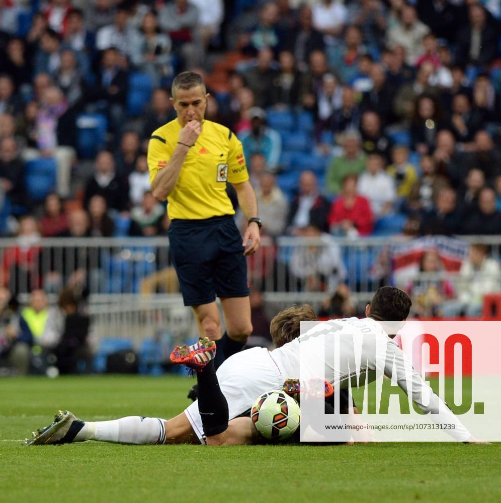 Real Madrid CF v UD Almeria - La Liga MADRID, SPAIN - APRIL 29: Cristiano Ronaldo (7) of Real Madrid CF in action during the La Liga match between Real Madrid CF and UD Almeria at Estadio Santiago Bernabeu on April 29, 2015 in Madrid, Spain. Evrim Aydin Anadolu Agency Madrid Spain. Editorial use only. Please get in touch for any other usage.