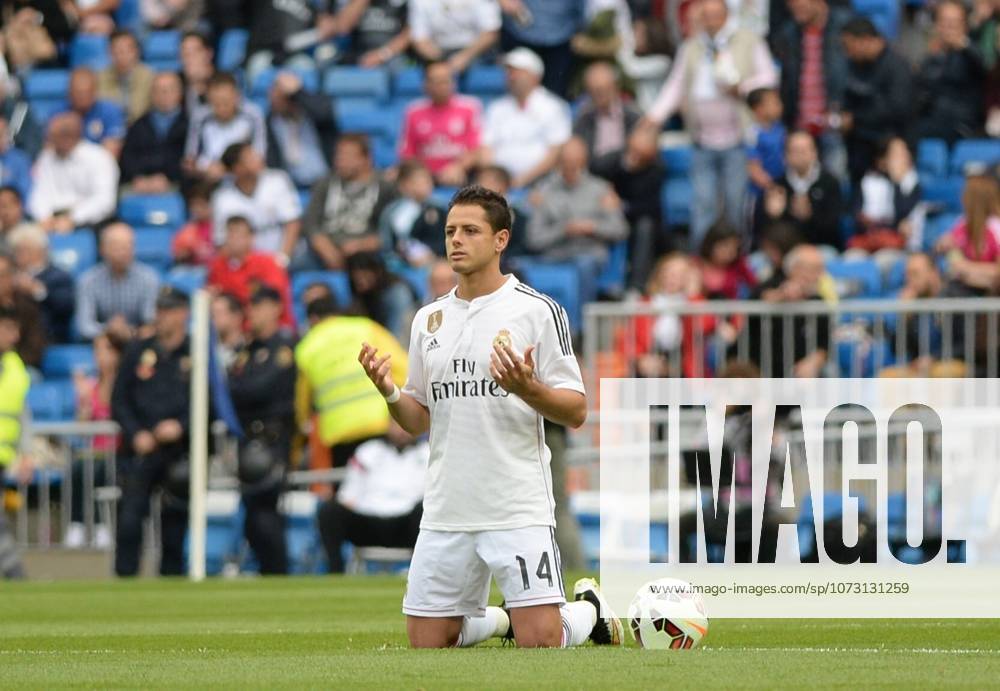 Real Madrid CF v UD Almeria - La Liga MADRID, SPAIN - APRIL 29: Chicharito of Real Madrid CF gestures during the La Liga match between Real Madrid CF and UD Almeria at Estadio Santiago Bernabeu on April 29, 2015 in Madrid, Spain. Evrim Aydin Anadolu Agency Madrid Spain. Editorial use only. Please get in touch for any other usage.