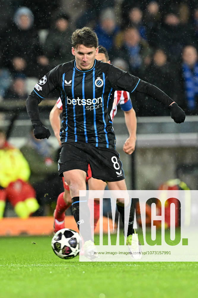 Club Brugge vs Atletico Madrid Christos Tzolis (8) of Club Brugge pictured during the Uefa Champions League Knock Out play offs first leg in season 2025 - 2026 between Club Brugge KV and Atletico de Madrid on February 18 , 2026 in Brugge, Belgium. (Photo by David Catry Isosport) Brugge Belgium