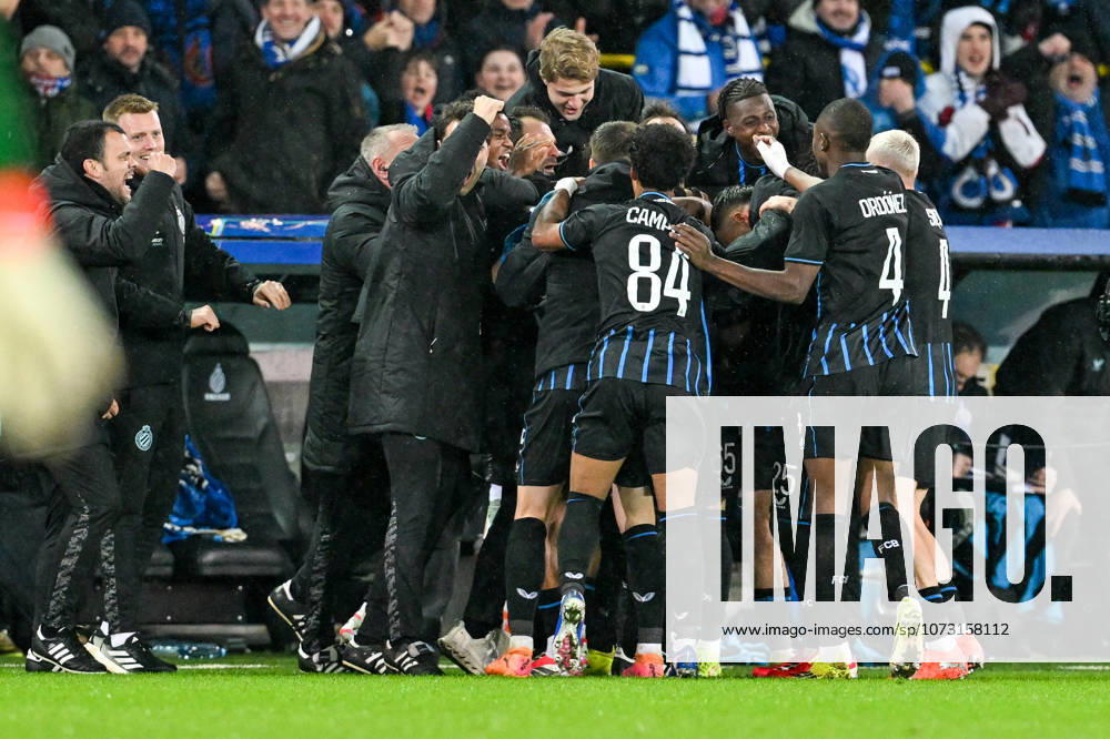 Club Brugge vs Atletico Madrid Christos Tzolis (8) of Club Brugge celebrates with his teammates after scoring the 3-3 equalizer goal during the Uefa Champions League Knock Out play offs first leg in season 2025 - 2026 between Club Brugge KV and Atletico de Madrid on February 18 , 2026 in Brugge, Belgium. (Photo by David Catry Isosport) Brugge Belgium