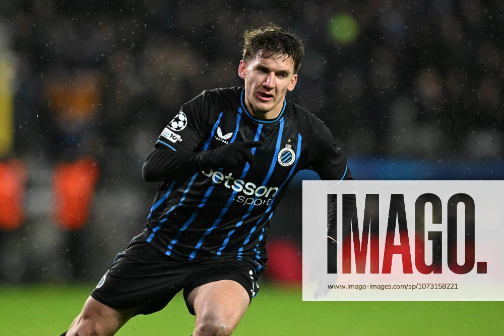 Club Brugge vs Atletico Madrid Christos Tzolis (8) of Club Brugge celebrates after scoring the 3-3 equalizer goal during the Uefa Champions League Knock Out play offs first leg in season 2025 - 2026 between Club Brugge KV and Atletico de Madrid on February 18 , 2026 in Brugge, Belgium. (Photo by David Catry Isosport) Brugge Belgium