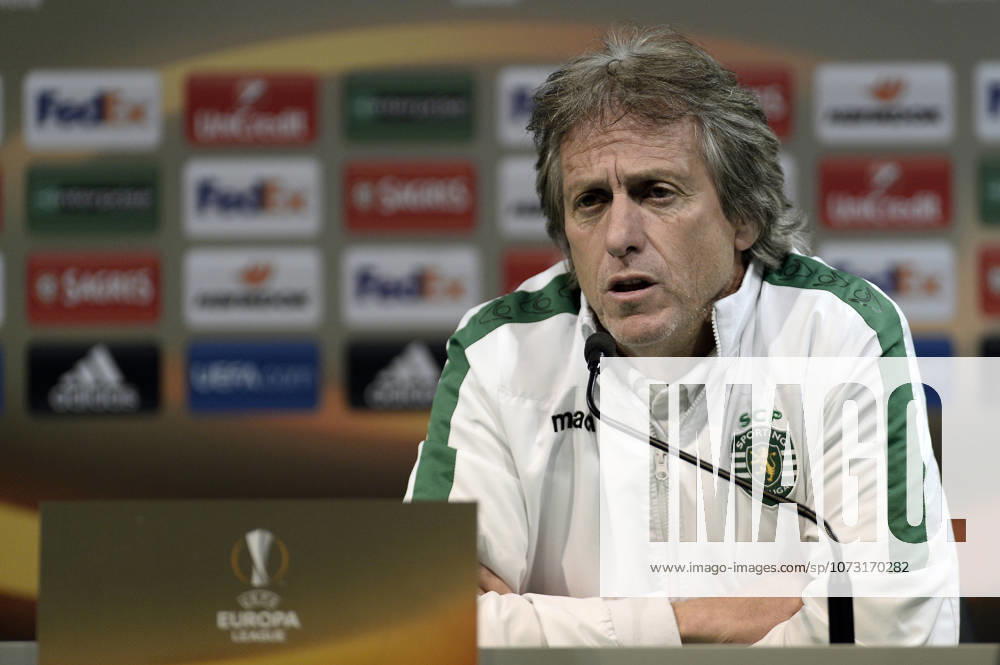 Sporting press conference, PK, Pressekonferenz LISBON, PORTUGAL - DECEMBER 09: Sporting Lisbon s head coach Jorge Jesus attends a press conference at the Jose Alvalade Stadium in Lisbon, Portugal, on December 09, 2015. Sporting Lisbon will play against Besiktas in their UEFA Europa League Group H soccer match at Alvalade stadium on December 10, 2015 in Lisbon. Lizbon Portugal. Editorial use only. Please get in touch for any other usage.