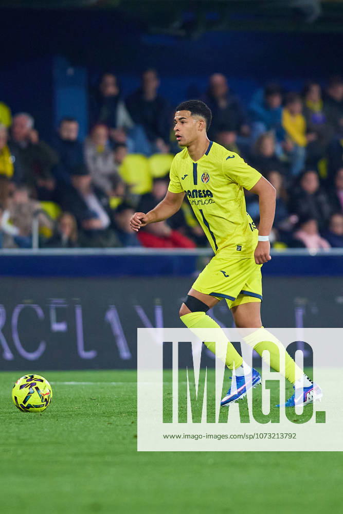 Villarreal CF and Valencia CF - LaLiga EA Sports VILLARREAL, SPAIN - FEBRUARY 22: Santiago Mourino Centre-Forward of Villarreal CF runs with the ball during to the LaLiga EA Sports match between Villarreal CF and Valencia CF at Estadio de la Ceramica on February 22, 2026 in Villarreal, Spain. (Photo by Jose Torres Photo Players Images Magara Press) Villarreal Estadio de la Ceramica Spain