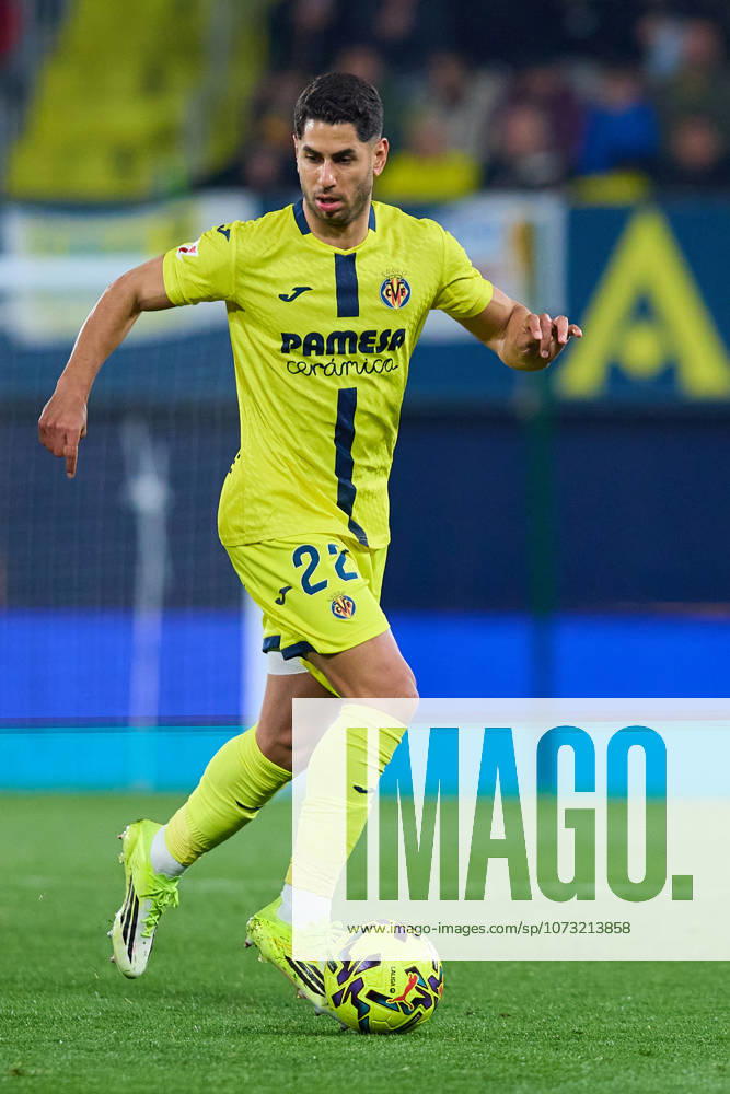Villarreal CF and Valencia CF - LaLiga EA Sports VILLARREAL, SPAIN - FEBRUARY 22: Ayoze Perez Attacking Midfield of Villarreal CF runs with the ball during to the LaLiga EA Sports match between Villarreal CF and Valencia CF at Estadio de la Ceramica on February 22, 2026 in Villarreal, Spain. (Photo by Jose Torres Photo Players Images Magara Press) Villarreal Estadio de la Ceramica Spain