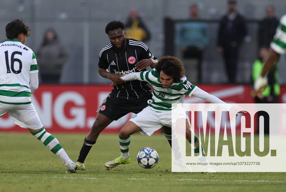 Football UEFA Youth League U19, Eintracht Frankfurt Sporting Lisbon, v l , Derek Boakye Osei Eintracht Frankfurt , Zaid Bafdili Sporting Clube de Portugal DFL DFB REGULATIONS PROHIBIT ANY USE OF PHOTOGRAPHS AS IMAGE SEQUENCES AND OR QUASI VIDEO