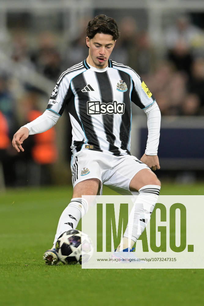 Newcastle United FC v Qarabag FK - UEFA Champions League 2025 26 League Knockout Play-off Second Leg Leo Shahar of Newcastle United plays during the UEFA Champions League Knockout Play-off Second Leg match between Newcastle United and Qarabag FK at St. James s Park in Newcastle, United Kingdom, on February 24, 2026. Newcastle Tyne and Wear United Kingdom