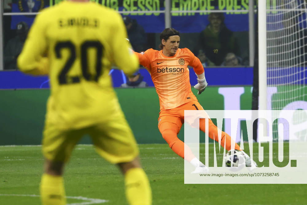 FC Internazionale Milano v FK Bodo Glimt - UEFA Champions League 2025 26 League Knockout Play-off Second Leg Yann Sommer plays during the UEFA Champions League 2025 26 League Knockout Play-off Second Leg match between FC Internazionale Milano and FK Bodo Glimt in Milano, Italy, on February 24, 2026, at Giuseppe Meazza stadium Milano Italy