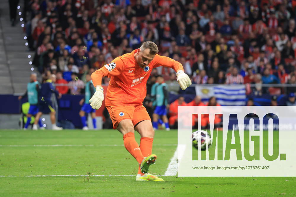 Spain - Atletico de Madrid vs Club Brugge KV - 24 02 2026 SPAIN, MADRID, FEBRUARY 24. Simon Mignolet of Brugge during the UEFA Champions League Knockout Play-off Second Leg football match between Atletico de Madrid and Club Brugge KV at Estadio Riyadh Air Metropolitano on February 24, 2026 in Madrid, Spain. Photo by Manuel Blondeau AOP.Press Madrid Riyadh Air Metropolitano Spain