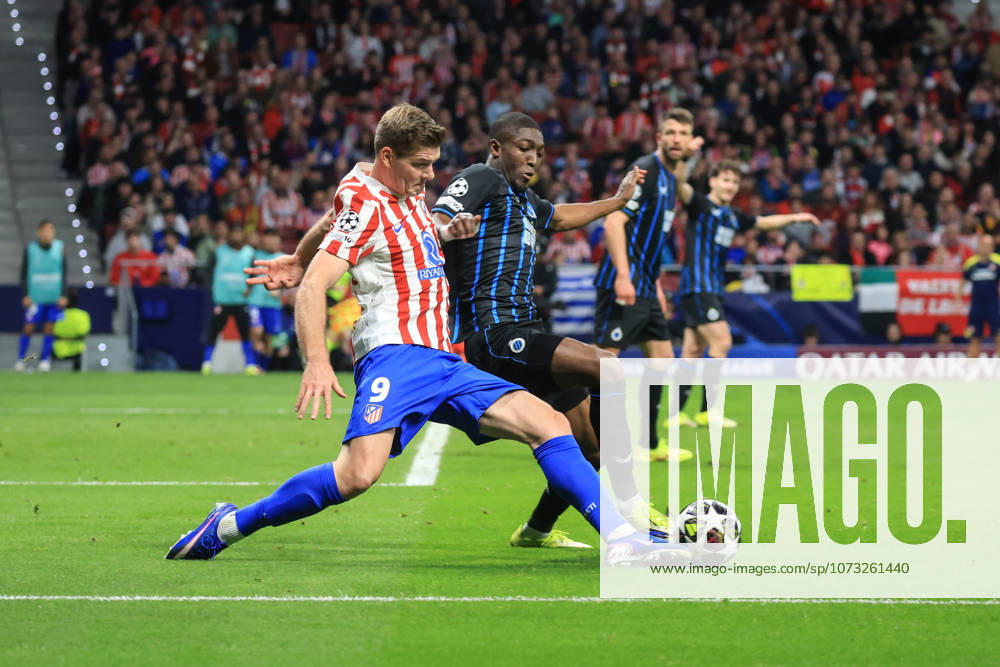 Spain - Atletico de Madrid vs Club Brugge KV - 24 02 2026 SPAIN, MADRID, FEBRUARY 24. Alexander Sorloth of Atletico de Madrid duels for the ball with Joel Ordonez of Brugge during the UEFA Champions League Knockout Play-off Second Leg football match between Atletico de Madrid and Club Brugge KV at Estadio Riyadh Air Metropolitano on February 24, 2026 in Madrid, Spain. Photo by Manuel Blondeau AOP.Press Madrid Riyadh Air Metropolitano Spain
