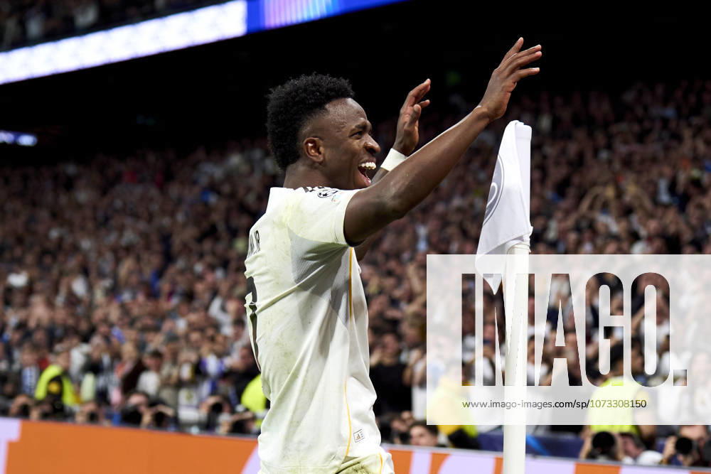 Vinicius Junior of Real Madrid CF celebrates his goal during the UEFA Champions League match between Real Madrid CF and SL Benfica at Bernabeu Stadium on February 25, 2026. - 25 02 2026 - Spain Madrid Madrid - LGMx Pictorium LePictorium_0328615