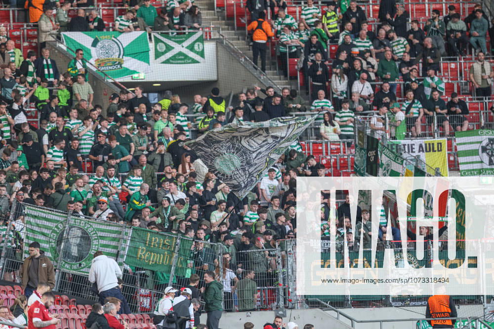 GER, Stuttgart, VfB Stuttgart vs Celtic Glasgow, Europa League, Football, UEFA, Season 2025 2026, MHP Arena, Playoffs, Second leg in picture Fans Celtic Glasgow in Stuttgart DFB DFL REGULATIONS PROHIBIT ANY USE OF PHOTOGRAPHS AS IMAGE SEQUENCES AND OR QUASI VIDEO