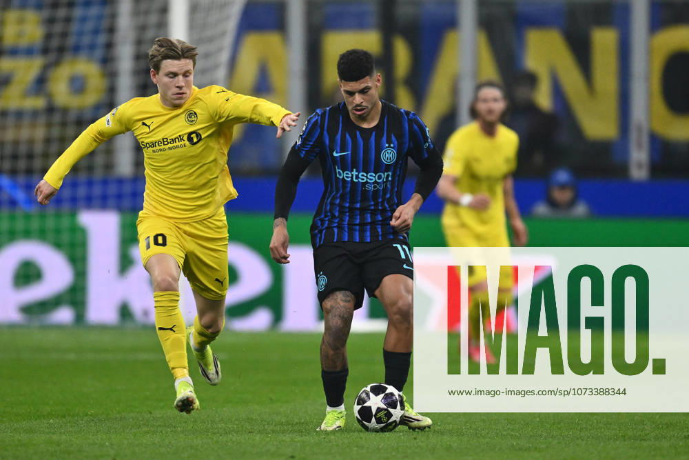 FC Internazionale Milano v FK Bodo Glimt - UEFA Champions League 2025 26 League Knockout Play-off First Leg Jens Petter Hauge of FK Bodo Glimt and Luis Henrique of F.C. Inter are in action during the UEFA Champions League 2025 26 League Knockout Play-off Second Leg match between F.C. Inter and FK Bodo Glimt at the San Siro Stadium on February 24, 2026 in Milan, Italy. Milan Italy