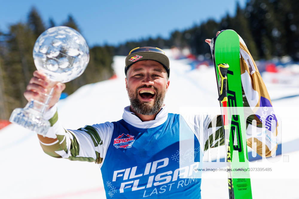 SKI CROSS - FIS SX WC Kopaonik KOPAONIK,SERBIA,28.FEB.26 - SKI CROSS - FIS World Cup, ladies, men. Image shows the rejoicing of Filip Flisar (SLO). Keywords: crystal globe. GEPAxpictures Klansek