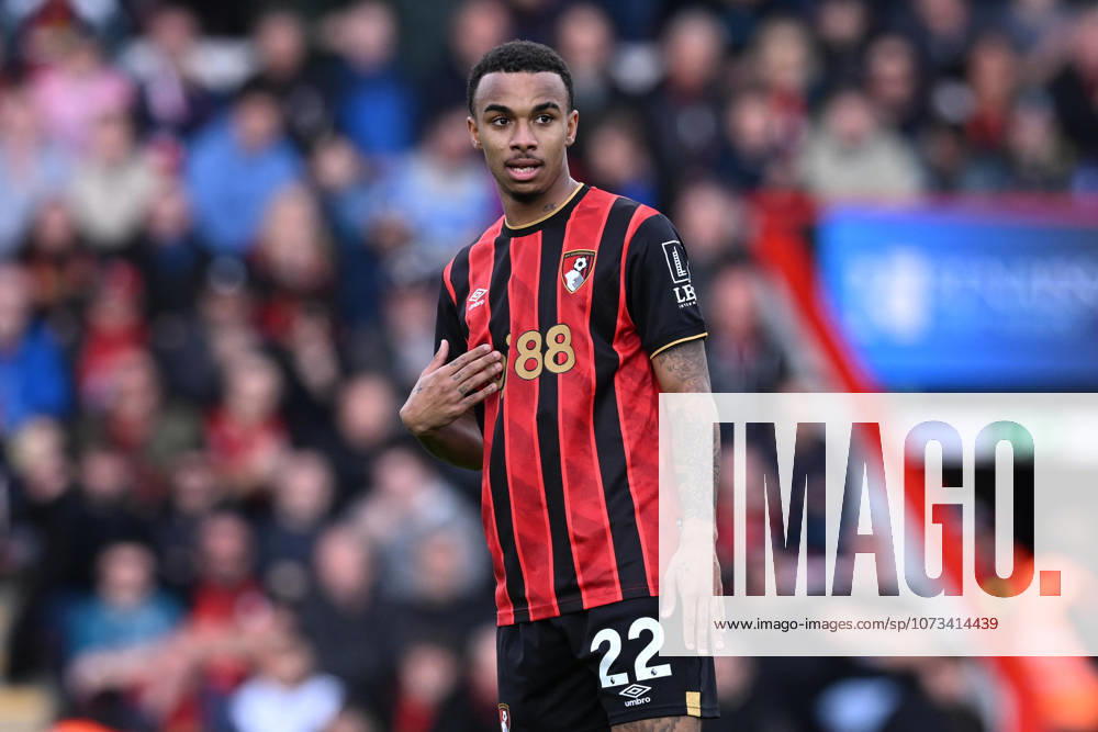 Bournemouth v Sunderland, Premier League Eli Junior Kroupi (22) of AFC Bournemouth during the Premier League match between Bournemouth and Sunderland at the Vitality Stadium, Bournemouth, UK on 28 February 2026. Bournemouth Vitality Stadium Dorset UK Editorial use only DataCo restrictions apply See www.football-dataco.com ,