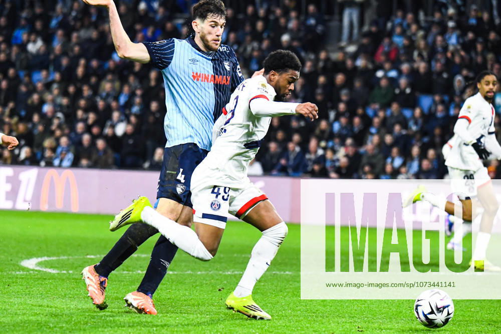 Ibrahim Mbaye (Paris SG) Gautier Lloris (AC Le Havre)
