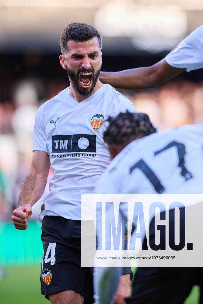 Valencia CF v Osasuna - LaLiga EA Sports VALENCIA, SPAIN - MARCH 1: Jose Gaya of Valencia CF celebrates a goal during to the LaLiga EA Spots match between Valencia CF and Osasuna at Estadio Mestalla on March 1, 2026 in Valencia, Spain. (Photo by Jose Torres Photo Players Images Magara Press) Valencia Estadio Mestalla Spain