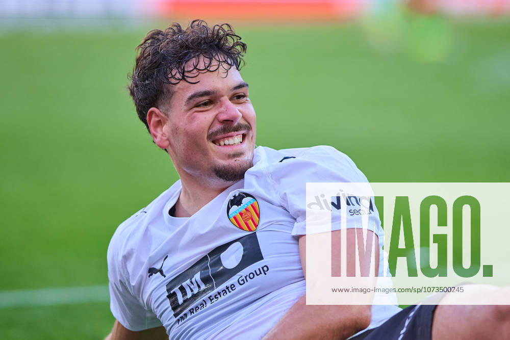 Valencia CF v Osasuna - LaLiga EA Sports VALENCIA, SPAIN - MARCH 1: Filip Ugrinic of Valencia CF smiles during to the LaLiga EA Spots match between Valencia CF and Osasuna at Estadio Mestalla on March 1, 2026 in Valencia, Spain. (Photo by Jose Torres Photo Players Images Magara Press) Valencia Estadio Mestalla Spain