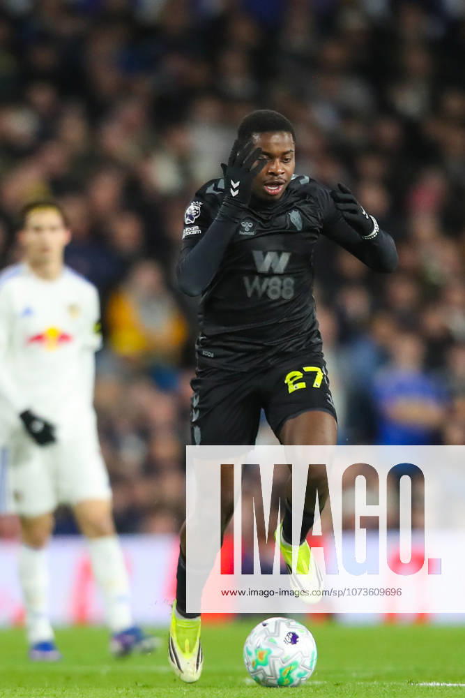 Leeds United v Sunderland, Premier League Noah Sadiki Of Sunderland reacts during the Leeds United v Sunderland Premier League match at Elland Road, Leeds, England on 3 March 2026 Credit: Lee Keuneke Every Second Media Editorial use only. All images are copyright Every Second Media Limited. No images may be reproduced without prior permission. All rights reserved. Premier League and Football League images are subject to licensing agreements with Football DataCo Limited. see https: www.football-dataco.com