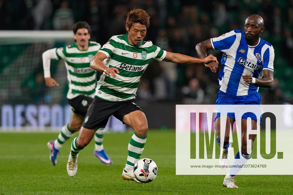 PORTUGAL CUP: SPORTING x PORTO Francisco Trincao of Sporting CP (L), Hidemasa Morita of Sporting CP (C) and Seko Fofana of FC Porto (R) in action during Portugal Cup Generali Tranquilidade Semi-Finals 1st leg. football match between Sporting CP and FC Porto at Estadio Jose Alvalade in Lisbon, Portugal. 03 03 2026 Lisbon Estadio Jose Alvalade Lisbon Portugal