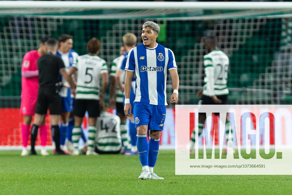 Porto forward from Brazil WILLIAM GOMES (7) in action during the game of the 1st leg of the Semi Finals of the Portuguese Cup between Sporting and Porto at Estadio Jose de Alvalade Lisbon Portugal - ZUMAs359 20260303_zsp_s359_298