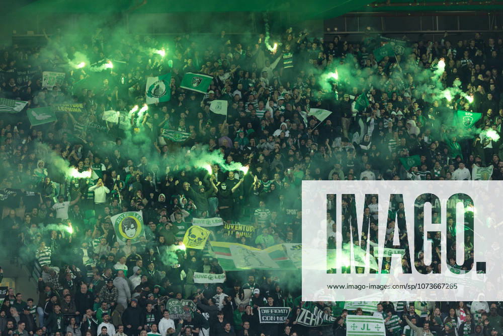 Sporting supporters during the game of the 1st leg of the Semi Finals of the Portuguese Cup between Sporting and Porto at Estadio Jose de Alvalade Lisbon Portugal - ZUMAs359 20260303_zsp_s359_222