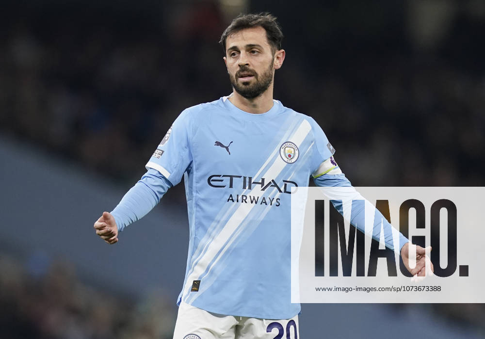 Manchester, England, 4th March 2026. Bernardo Silva of Manchester City during the Manchester City vs Nottingham Forest Premier League match at the Etihad Stadium, Manchester. Picture credit should read: Andrew Yates Sportimage . SPI_122_AY_Manchester_City_Forest SPI-4576-0122