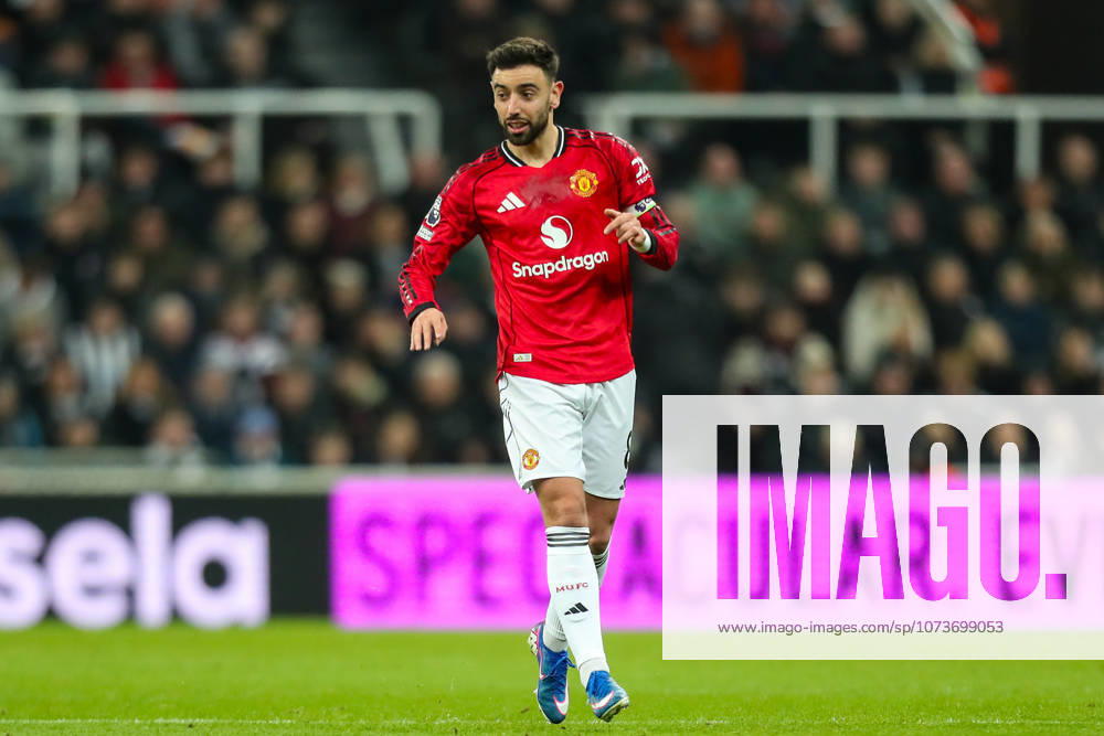 Newcastle United v Manchester United, ManU Premier League Bruno Fernandes Of Manchester United during the Newcastle United v Manchester United Premier League match at St. James Park, Newcastle Upon Tyne, England on 4 March 2026 Credit: Lee Keuneke Every Second Media Editorial use only. All images are copyright Every Second Media Limited. No images may be reproduced without prior permission. All rights reserved. Premier League and Football League images are subject to licensing agreements with Football DataCo Limited. see https: www.football-dataco.com