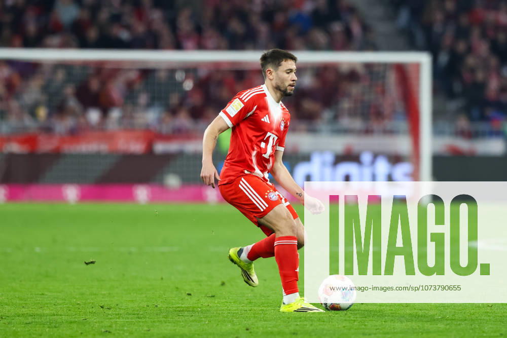 Raphael Guerreiro FC Bayern Muenchen, 22 , GER, FC Bayern Muenchen vs Borussia Moenchengladbach, Football, Bundesliga, 25 Matchday, Season 2025 2026, 06 03 2026, , GER, FC Bayern Muenchen vs Borussia Moenchengladbach, Football, Bundesliga, 25 Matchday, Season 2025 2026, 06 03 2026 Muenchen