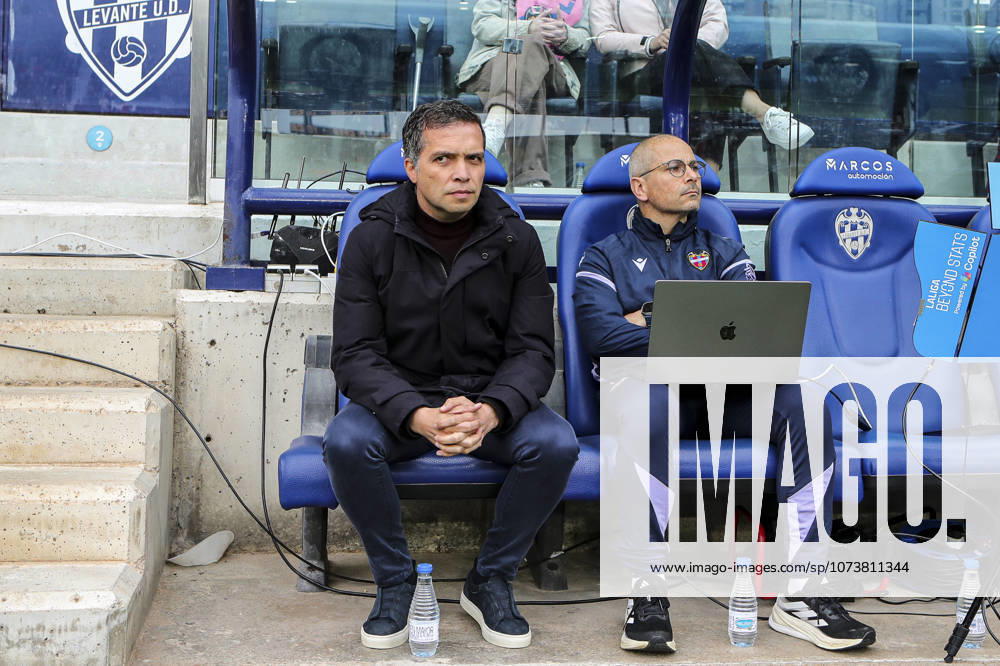 Luis Castro, head coach of Levante UD, looks on during the Spanish league, LaLiga EA Sports, football match played between Levante UD and Girona FC at Ciutat de Valencia stadium on March 7, 2026, in Valencia, Spain. Valencia SPAIN - ZUMAa181 20260307_zaa_a181_045