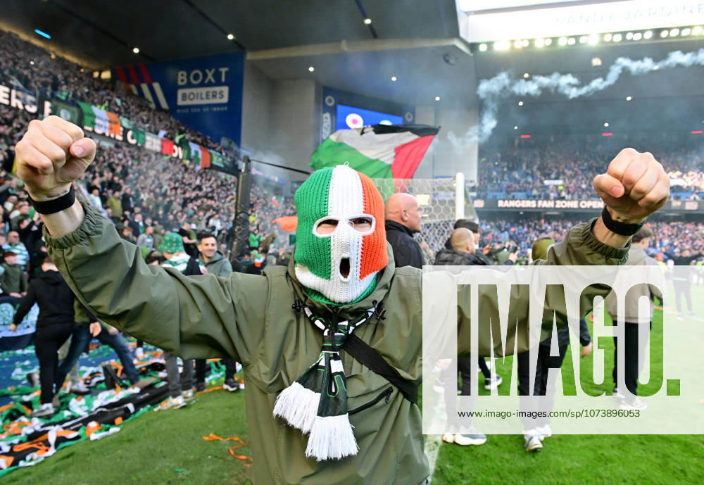 Celtic fans react at the end of the penalty shoot out. Rangers v Celtic, Scottish Gas Scottish Cup, Quarter Final, Football, Ibrox Stadium, Glasgow, Scotland, UK - 08 Mar 2026Glasgow Ibrox Stadium Scotland United Kingdom