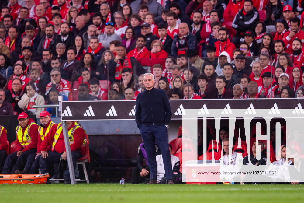 LISBOA, PORTUGAL - MARCH 08: JOSE MOURINHO head coach of SL Benfica is seen during the Liga Portugal Betclic 2025 26 League match between SL Benfica and FC Porto, at Estadio do Lisboa e Benfica on March 08, 2026 in Lisboa, Portugal Lisboa Portugal - ZUMAl192 20260308_zsp_l192_046