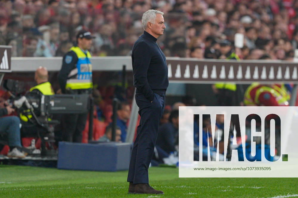 SL Benfica Vs FC Porto in Lisbon, Portugal - 8 Mar 2026 Jose Mourinho, SL Benfica Coach seen in action during Liga Portugal Betclic football match between SL Benfica and FC Porto at Estadio da Luz. Final score: SL Benfica 2:2 FC Porto Lisbon Portugal
